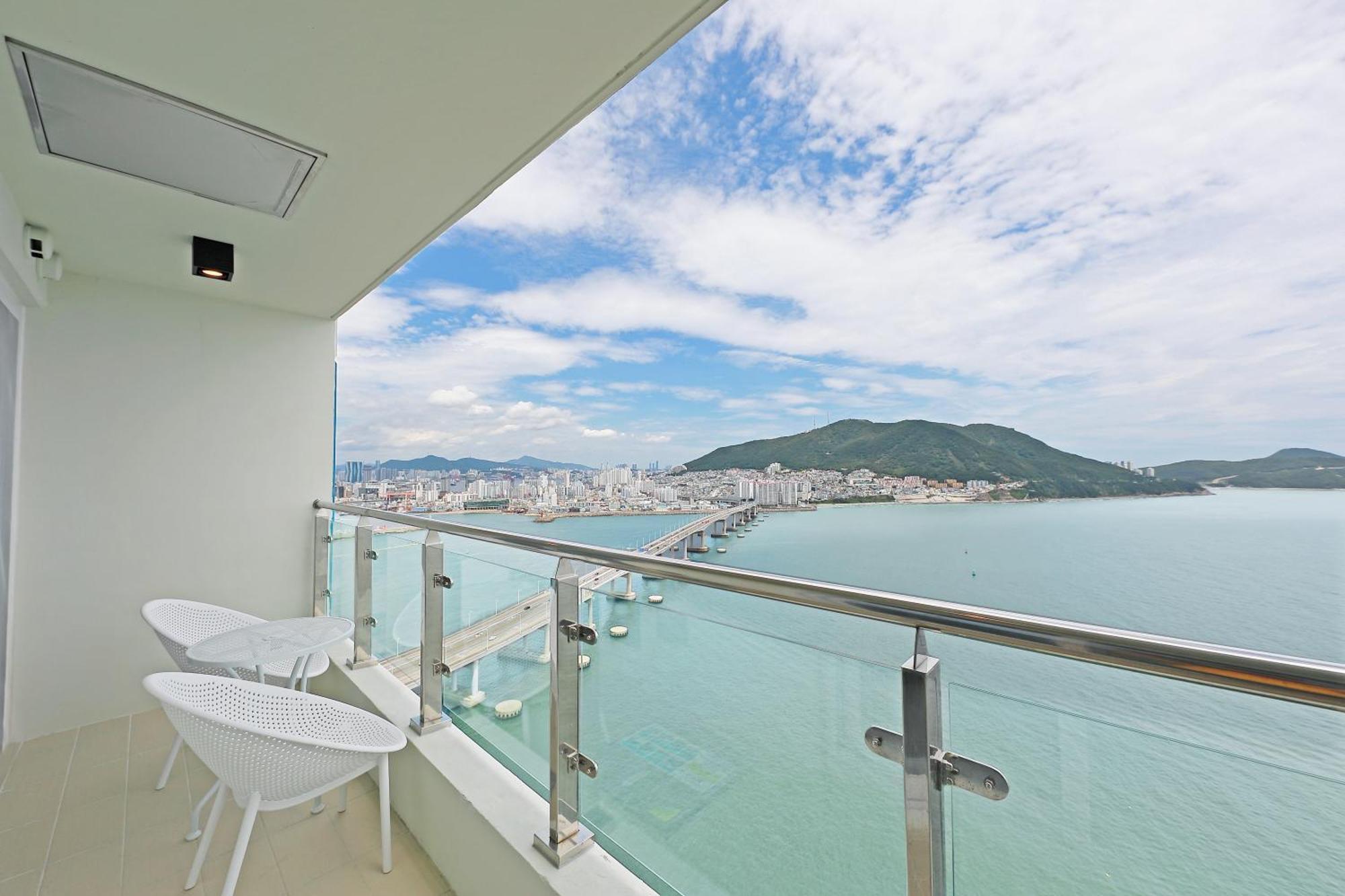 Apartamento Elmomento Songdo Ciudad Metropolitana de Ciudad Metropolitana de Busan Exterior foto