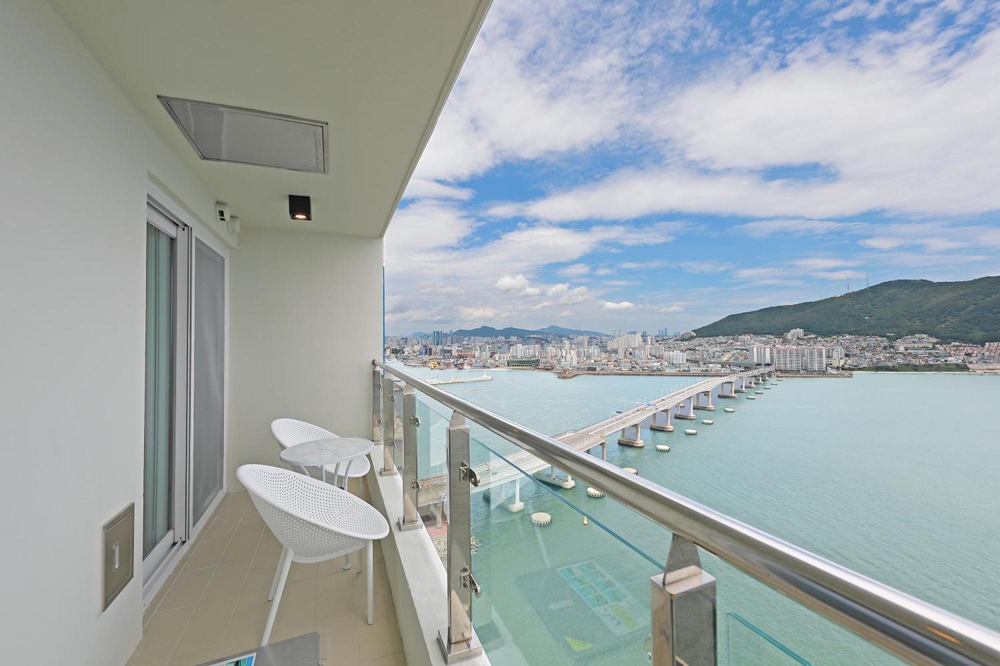 Apartamento Elmomento Songdo Ciudad Metropolitana de Ciudad Metropolitana de Busan Exterior foto